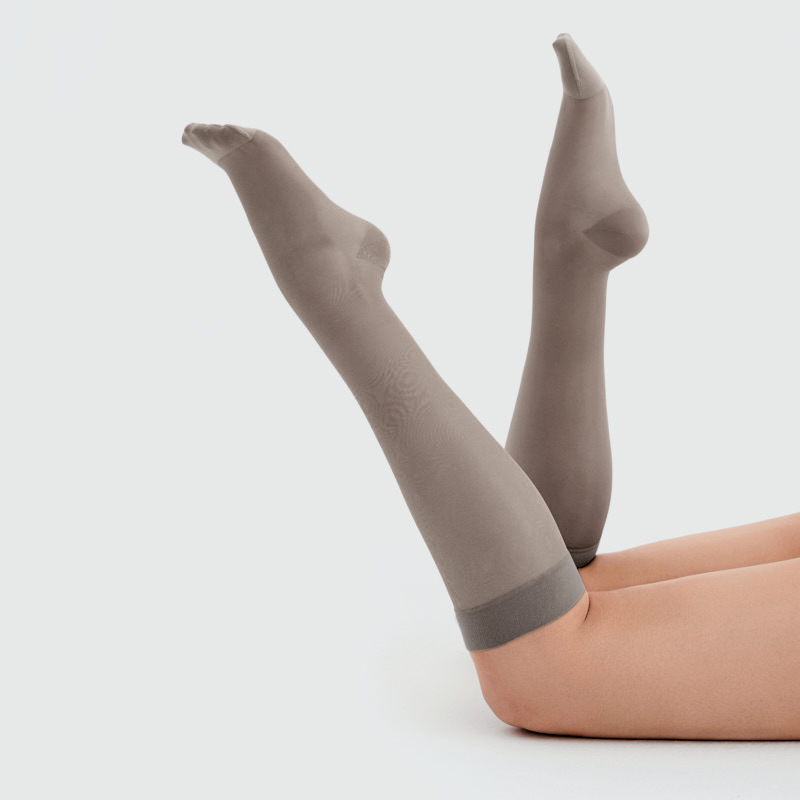 Компрессионные гольфы 2С105 VENOTEKS, 2 класс купить в OrtoMir24